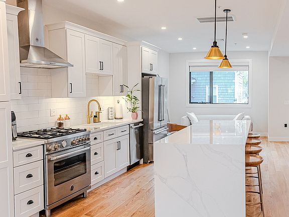 5th image of 1-7 Wilcutt Rd #5
