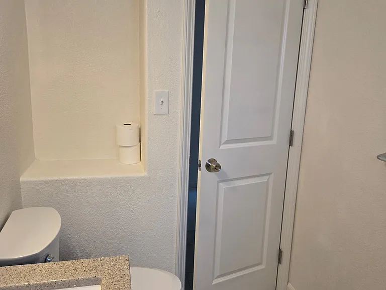 625 Flicker St #625 — Photo 9