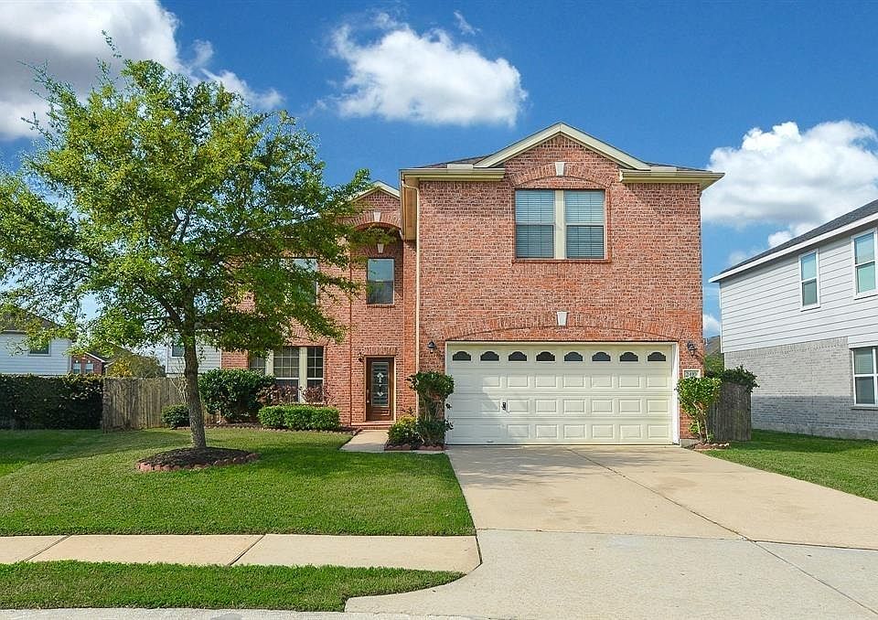 1st image of 2410 Crossmill Ln