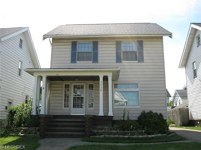 3530 W 122nd St photo 1