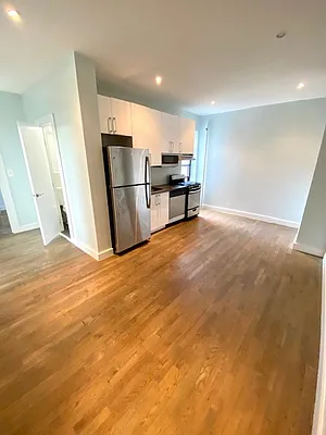 Rented by LRGNY Group, Inc. | media 11