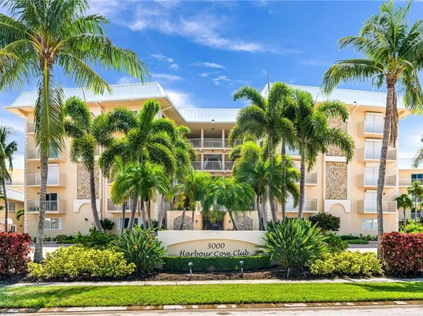 3000 Gulf Shore BLVD N #208, NAPLES, FL 34103
