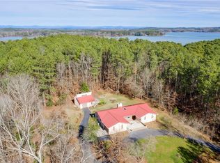 213 Shenandoah Rd, Townville, SC 29689