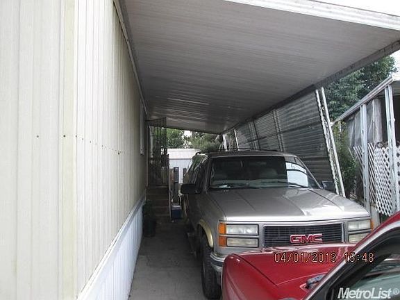3rd image of Arroyo Seco Ln