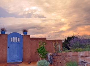 4 Punta Del Cazador, Santa Fe, NM 87506