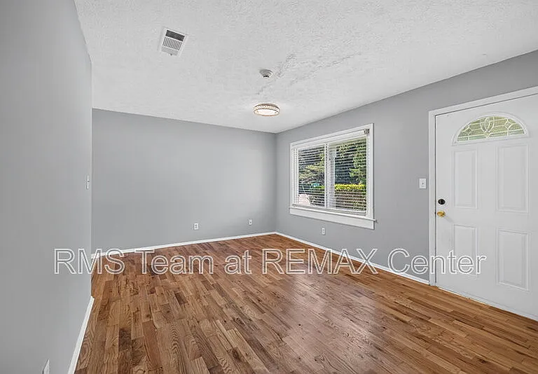 4905 Annistown Rd — Photo 7