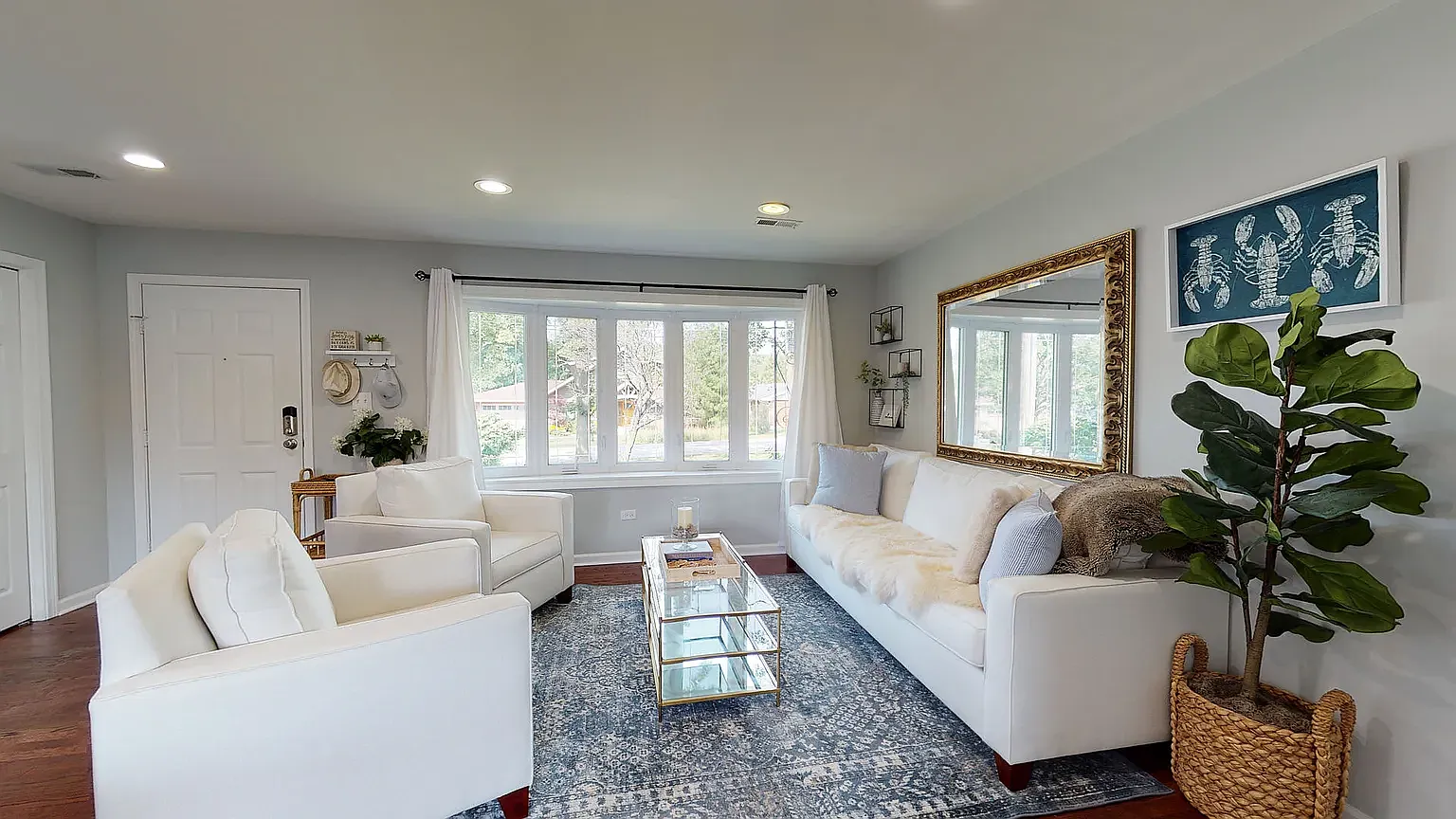 4 bed, 2200 sqft, $4,000 — Photo 3