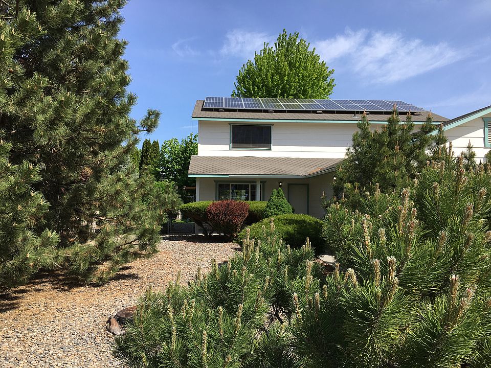1st image of 2361 Hummingbird Ln