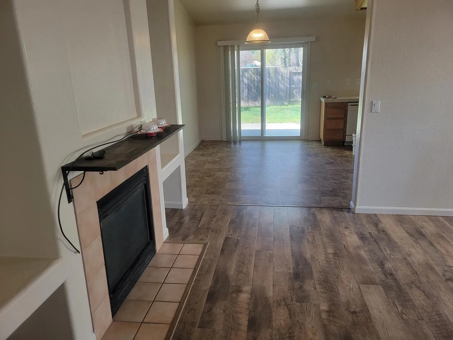 3 bed, 1322 sqft, $2,775 — Photo 3