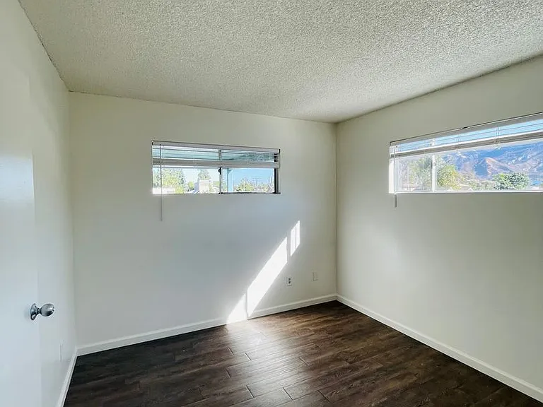 129 E Santa Ana St — Photo 22