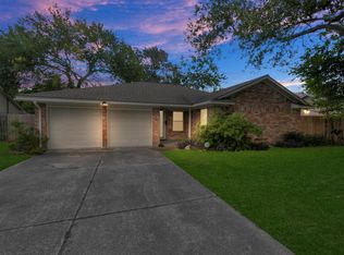 2718 Lazy Spring Dr, Houston, TX 77080