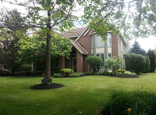 4404 Autumn Ridge Ln, Sandusky, OH 44870