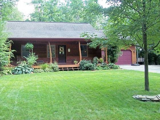 1st image of 1012 Crown Point Dr