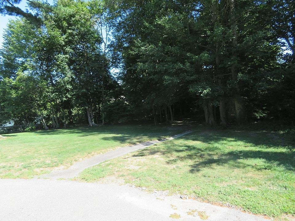 2nd image of 55 Sturdy St