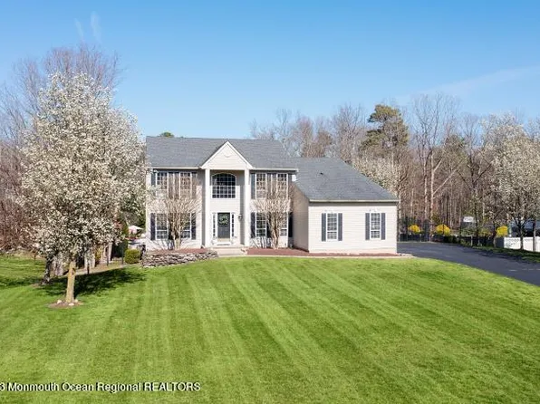 634 Winterberry Boulevard, Jackson, NJ 08527