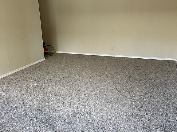 3rd image of 550 Fir St #550