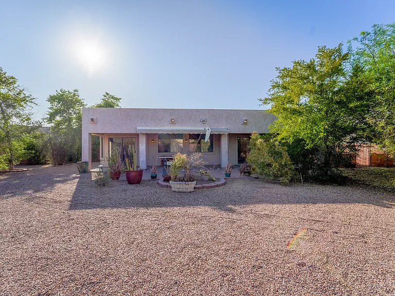 2123 W Maldonado Rd — Photo 39