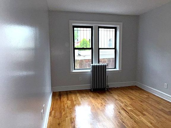 2nd image of 320 Fairmount Ave APT 108