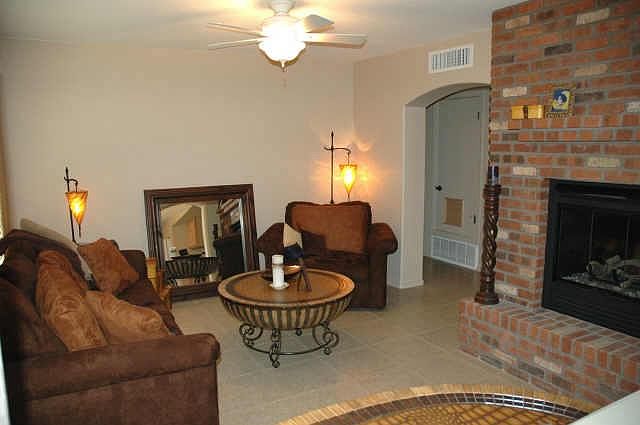1st image of 204 N PALO VERDE Avenue