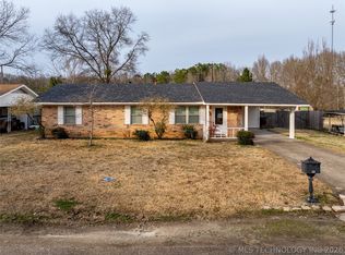 22 Park Dr, Idabel, OK 74745