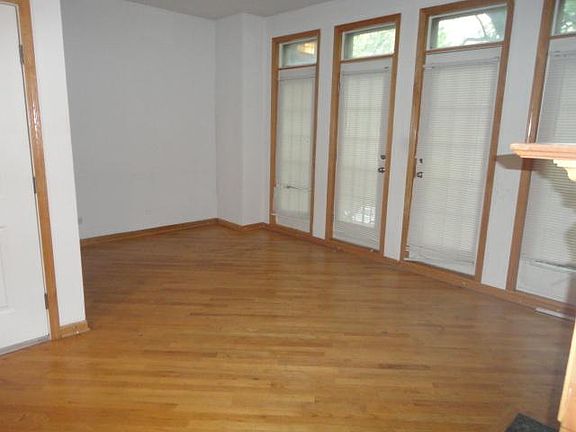 5th image of 2540 N Southport Ave #1FF