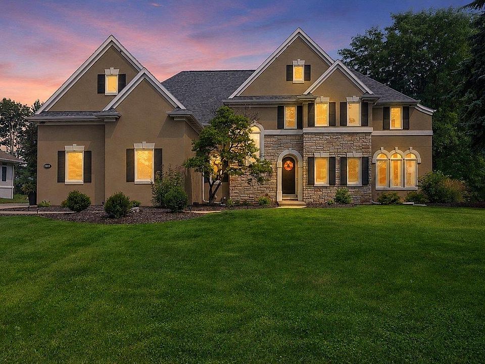 1st image of 1111 HUNTINGTON WAY