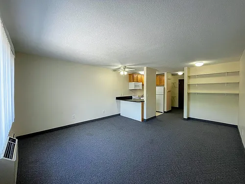 1503 8th St SE #303 Photo 1