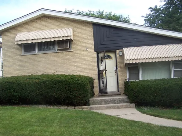 2146 120th St, Blue Island, IL 60406