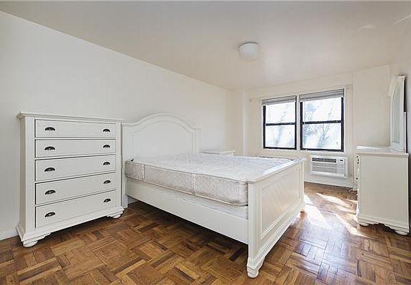 5th image of 12340 83rd Ave APT 5K
