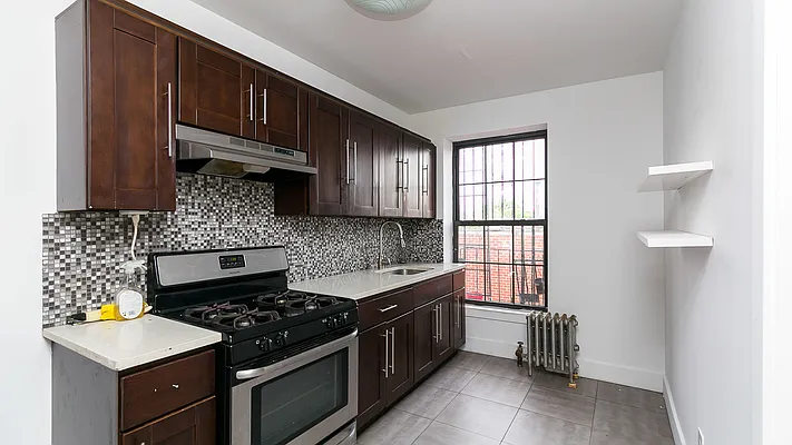 Rented by Nooklyn NYC LLC | media 24