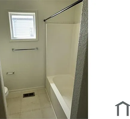 3245 W Nevada Pl — Photo 6