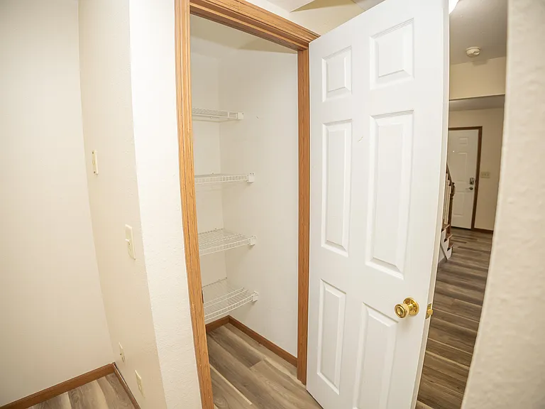 1112 Jefferson St #I — Photo 10