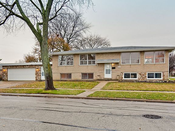 2nd image of 7615 Churchill Ave