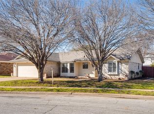 704 Short St, Saginaw, TX 76179