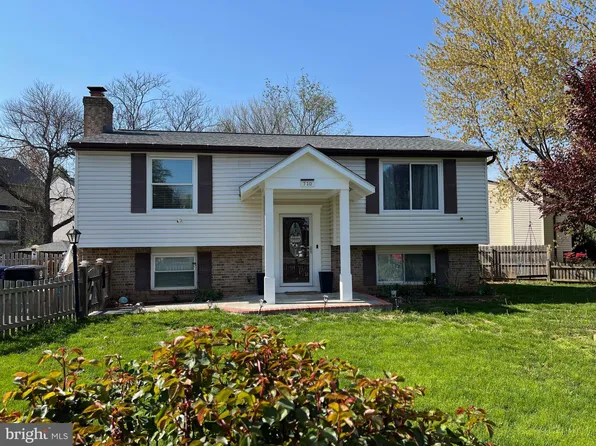 710 N St NE, Leesburg, VA 20176