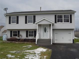 5311 Goodeve Ln, Brewerton, NY 13029