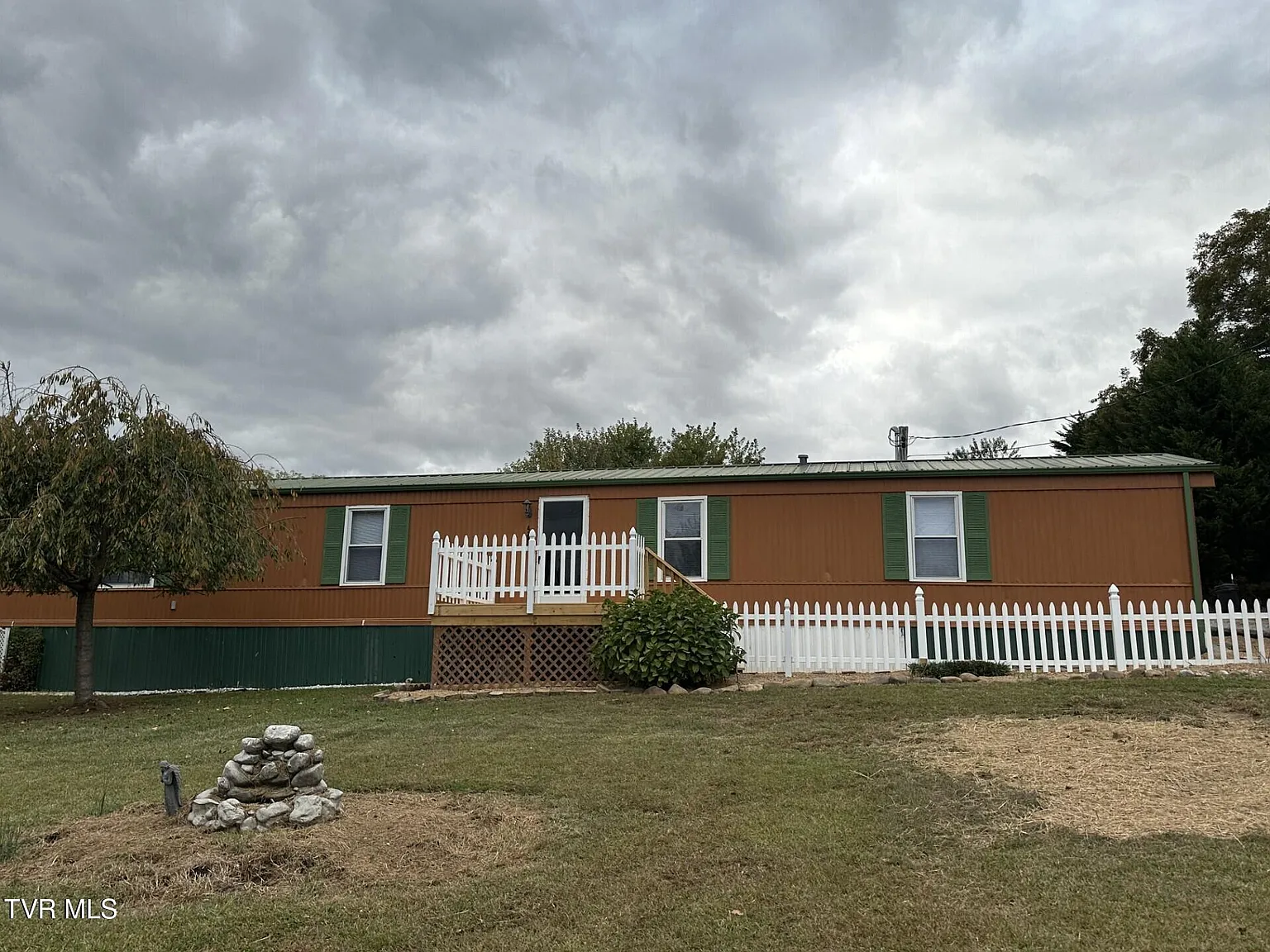 2 bed, 2.0 bath, 1152 sqft, $1,200 — Photo 2