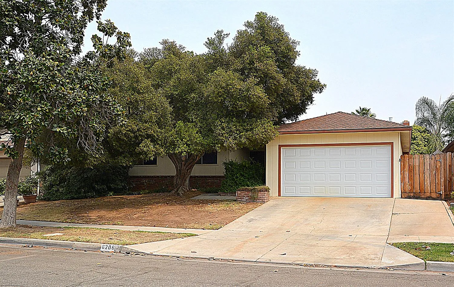 6206 N 6th St photo 1