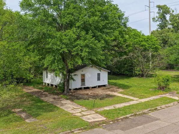 1610 Nolthenius St, Texarkana, TX 75501