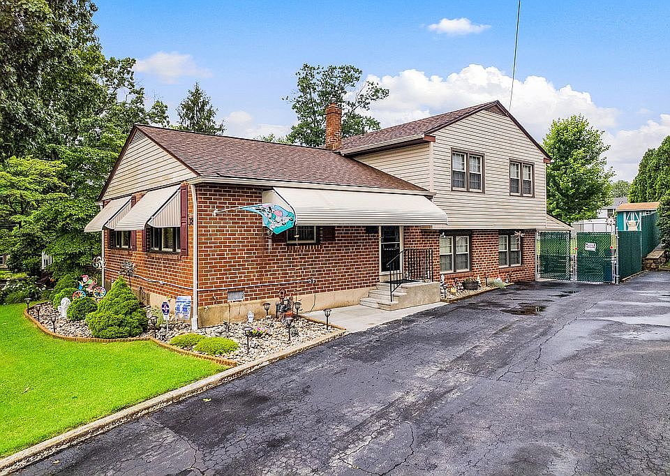 1st image of 38 Claremont Blvd