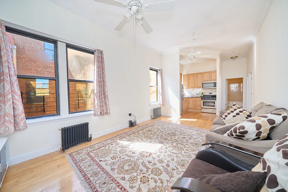 Building Photo - 560 W 144th St #61