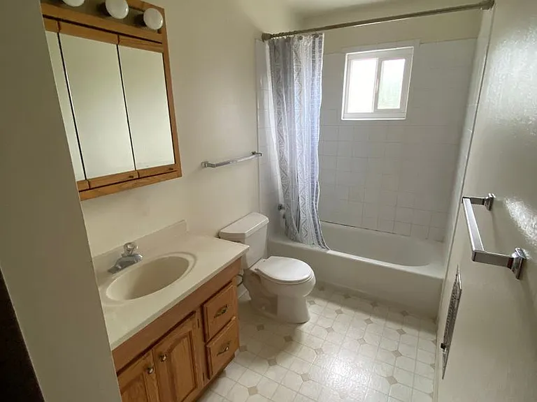 1203 Florida Rd #8 — Photo 6