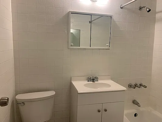 Rented by Prince Real Estate Associates LLC | media 19