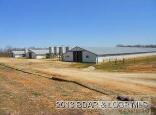 13771 Bee Sting Dr, Versailles, MO 65084