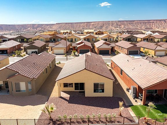 5th image of 1052 Tranquil Terrace Ln