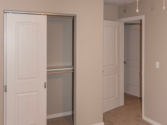 4th image of 521 Murphy Dr #B