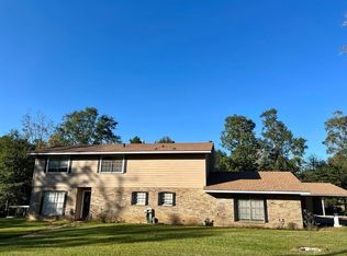 311 Willow Oak Ln, Silsbee, TX 77656