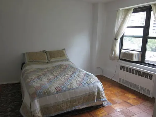 Rented by Level Group | media 7