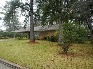 409 Yaupon Ave, Livingston, TX 77351