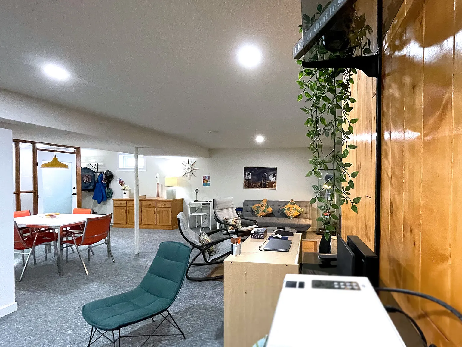 83 Valence Ave — Photo 3